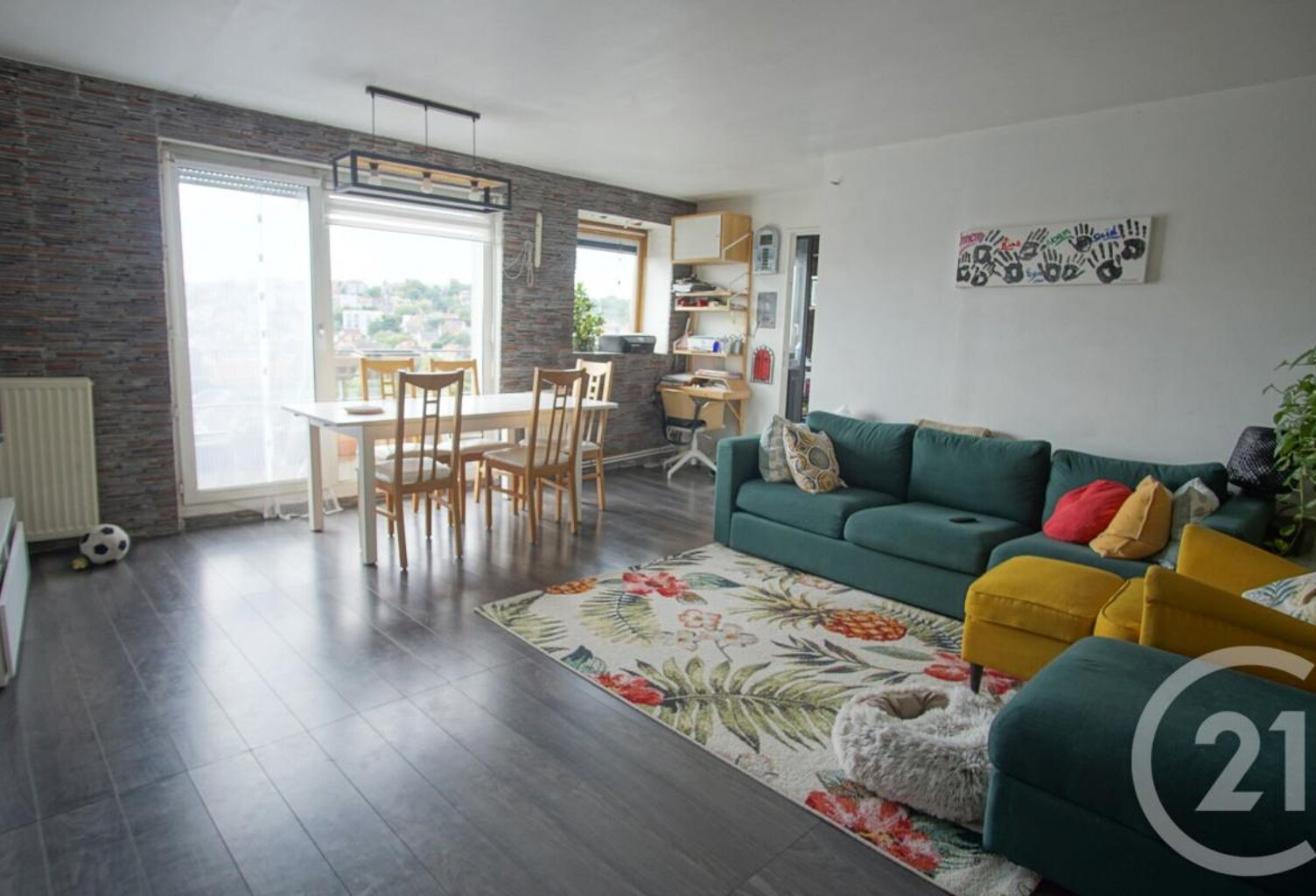 T5 — photo 1
