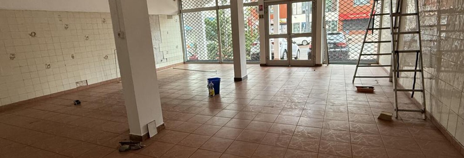Commerce  58 m² à louer à Saint-Denis (97490)