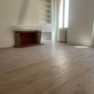 Appartement 3 pièces 135000 €