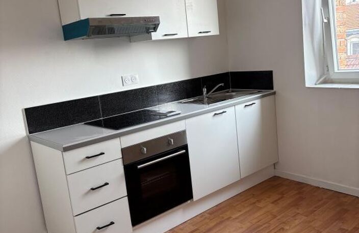 Appartement À Louer — photo 2