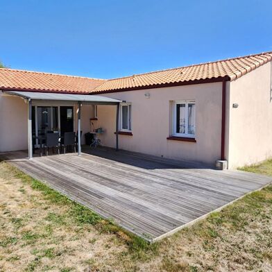 Maison 6 pièces 259900 €