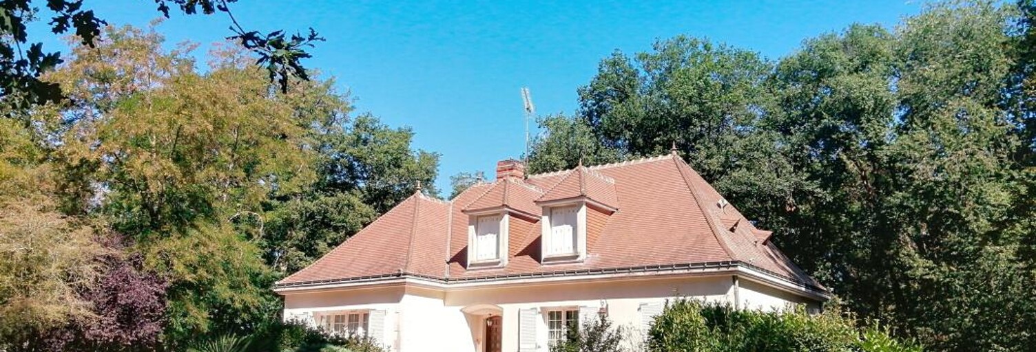 Maison 6 Pièces 165 m² à vendre à Auzouer-en-Touraine (37110)