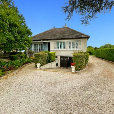 Maison 8 pièces 149000 €