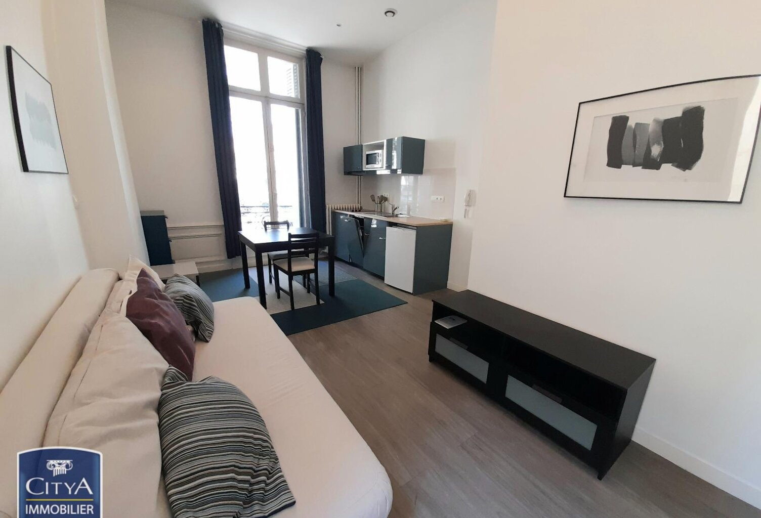 Location appartement 1 pièce 25 m² à Tours (37000) — photo 1