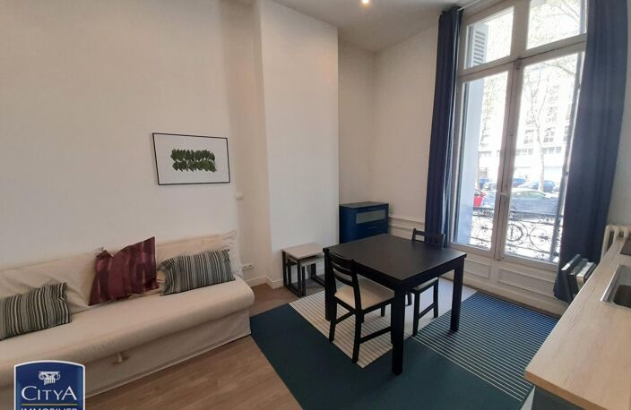 Location appartement 1 pièce 25 m² à Tours (37000) — photo 4