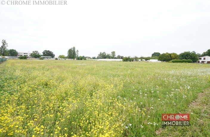 Terrain de 18000 m&sup2;  m&sup2; — photo 2