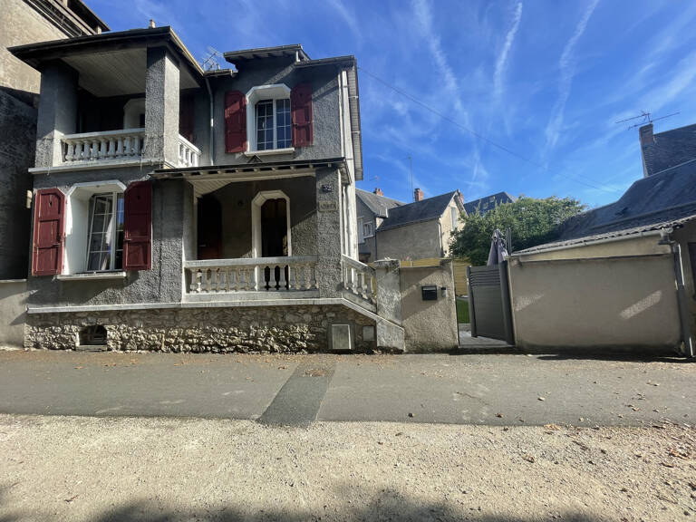 BLOIS - proche de la gare — photo 1