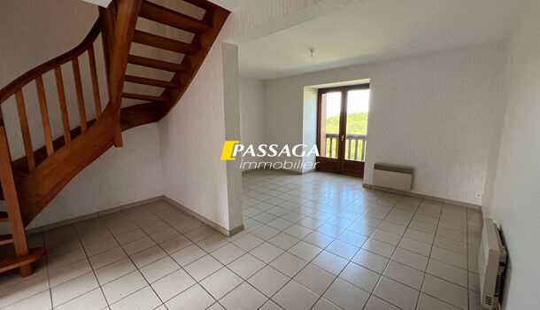 Immeuble 5 pièces  à vendre Lassouts 12500