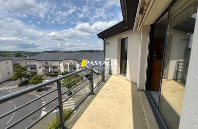 A VENDRE - Appartement 3 pièces avec grand garage - ONET LE CHATEAU — photo du bien