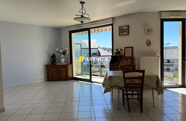 A VENDRE - Appartement 3 pièces avec grand garage - ONET LE CHATEAU — photo 4