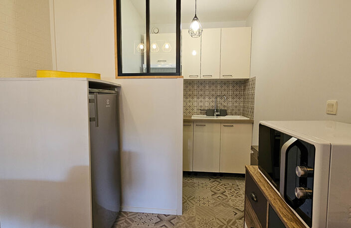 LA ROCHELLE APPARTEMENT TYPE 2 PIECES PROXIMITE PLAGE — photo 5