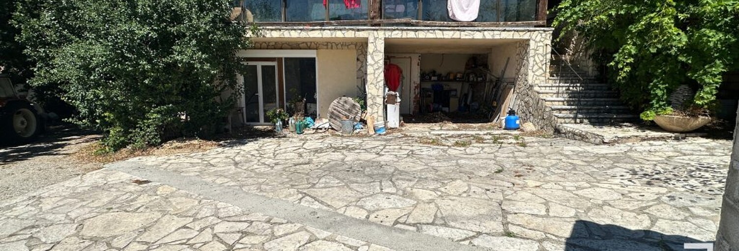 Maison 7 Pièces 169 m² à vendre à Saumane (04150)
