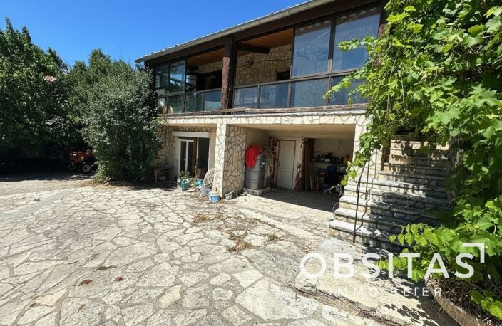 Maison Individuelle avec terrain et dependances — photo 2