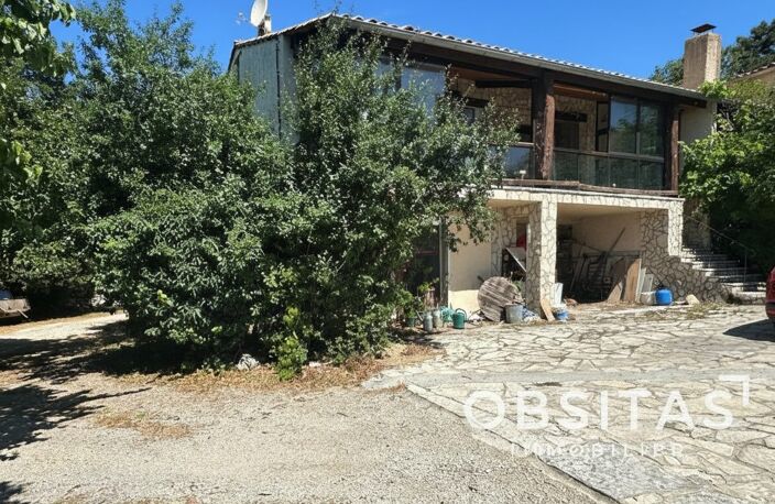 Maison Individuelle avec terrain et dependances — photo 3