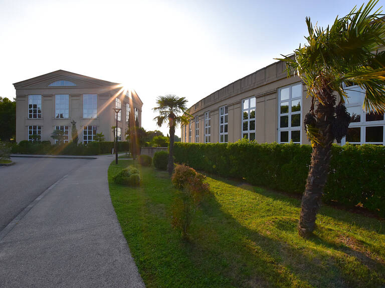 78960   Voisins-le-Bretonneux | F3 de 64m2 lumineux avec vue — photo 1