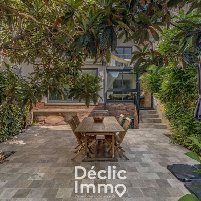 Maison 5 pièces 599000 €