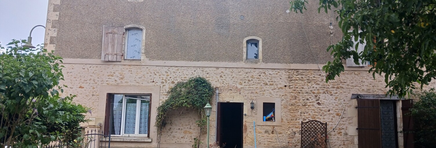 Maison 6 Pièces 69 m² à vendre à La Ferrière-Airoux (86160)