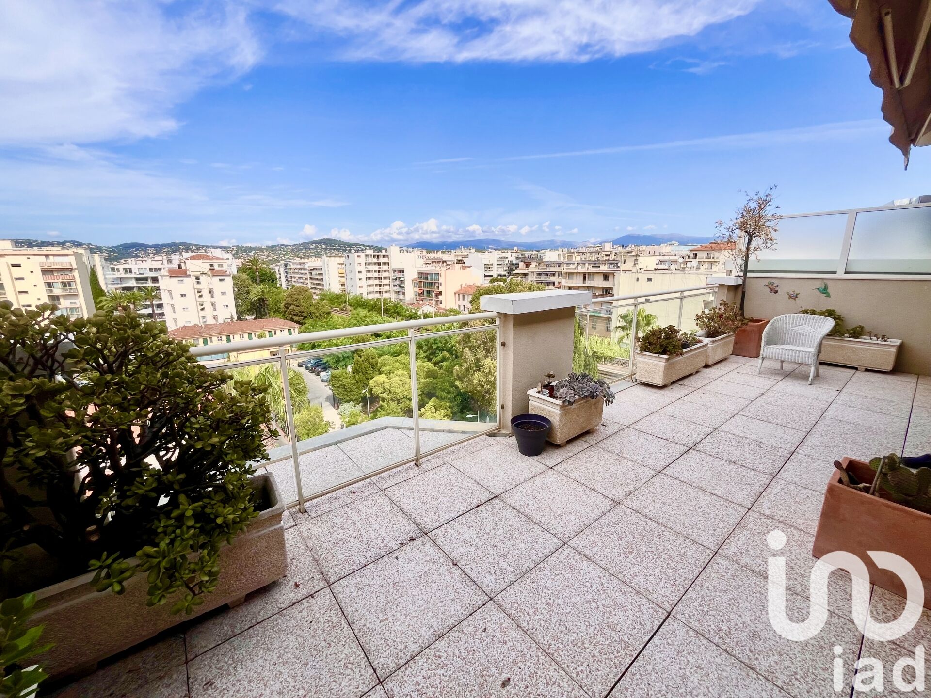 Appartement à vendre, 3 pièces, 77 m², Antibes