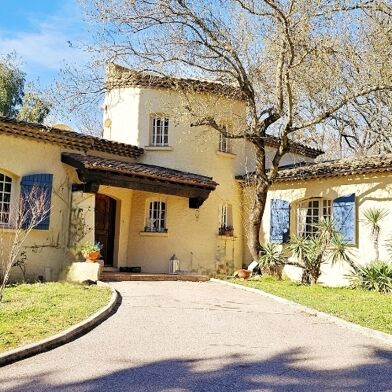 Maison 7 pièces 530000 €