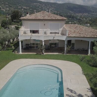 Maison 8 pièces 830000 €