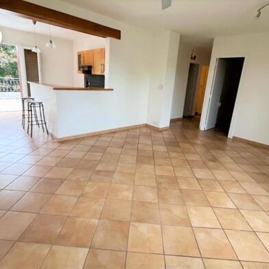 Maison 6 pièces 270810 €