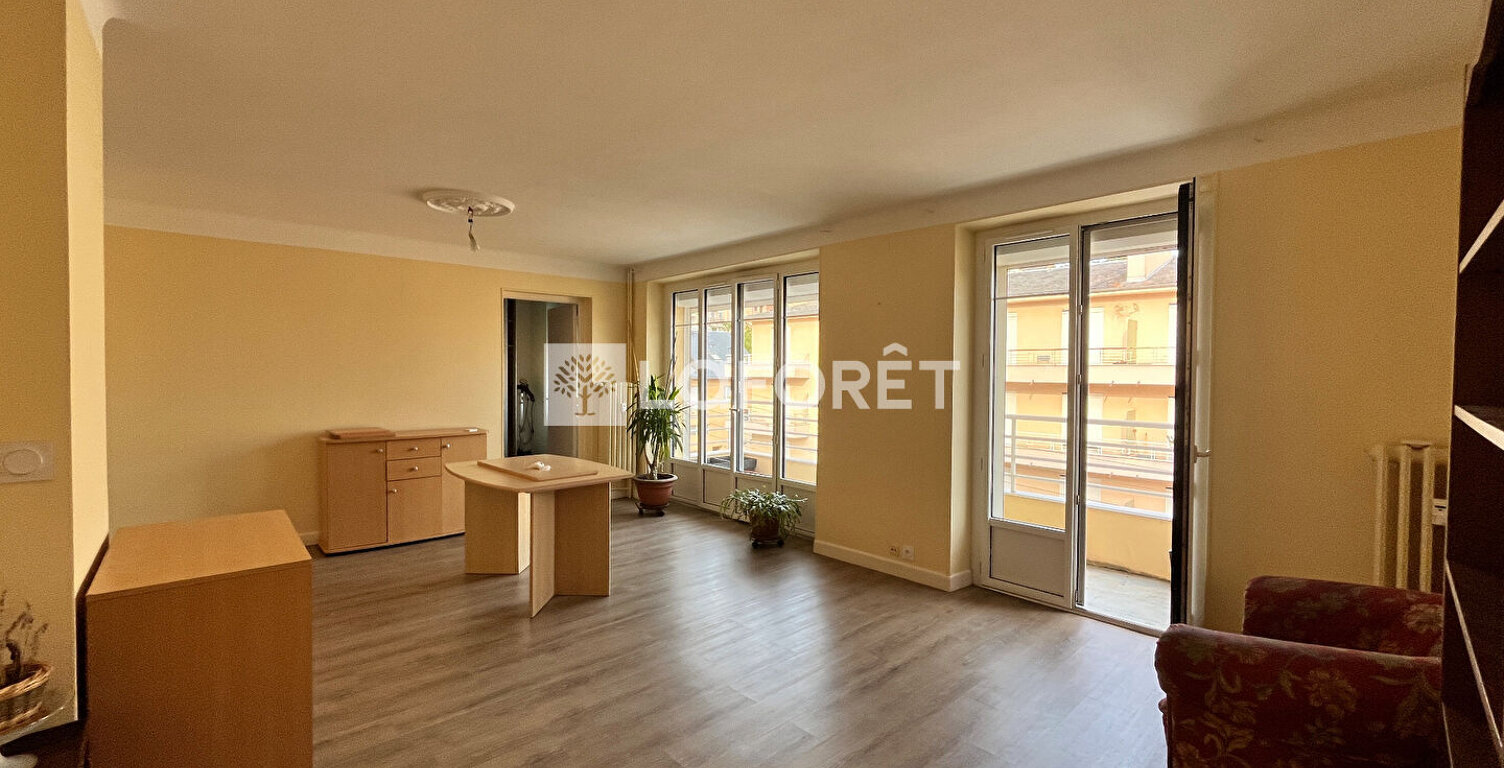 RODEZ SUD PRES CV T4 TRAVERSANT BALCONS BUANDERIE JARDIN GARAGE CAVES — photo 1