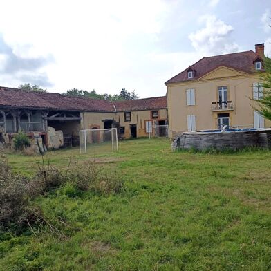 Maison 7 pièces 250000 €