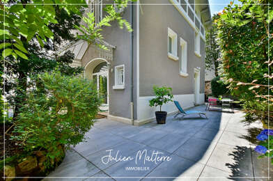 Maison 8 pièces 565000 €