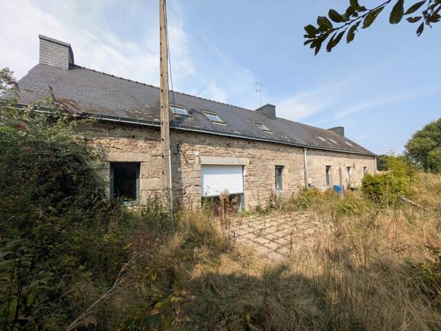 SAINT CARADEC TREGOMEL LONGERE DE 208M² DE 8 PIECES  ENVIRON SUR PARCELLE DE 1600M² — photo du bien