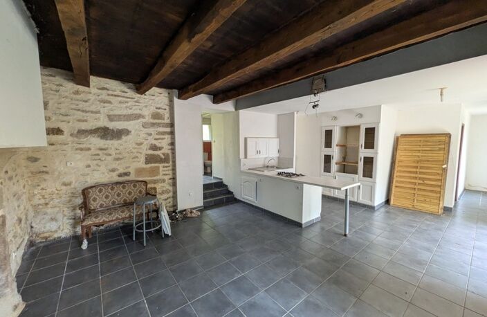 SAINT CARADEC TREGOMEL LONGERE DE 208M² DE 8 PIECES  ENVIRON SUR PARCELLE DE 1600M² — photo 2