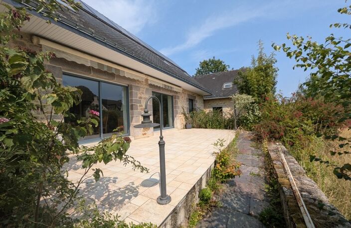 SAINT CARADEC TREGOMEL ENSEMBLE DE 2 LONGERES DE 230m² ENVIRON 11 PIECES PARCELLE DE 2800m² — photo 2