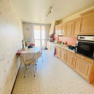 Appartement 6 pièces 199000 €