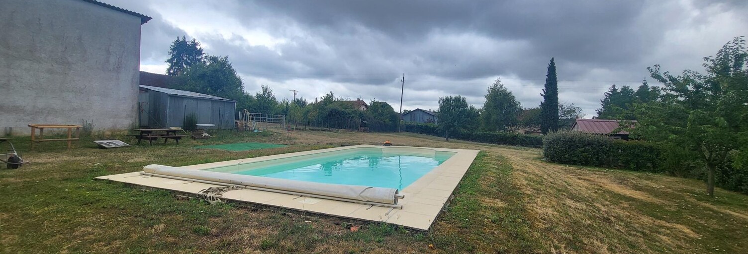 Terrain  2300 m² à vendre à Ainay-le-Château (03360)