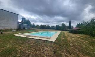 Terrain  2300 m² à vendre à Ainay-le-Château (03360)