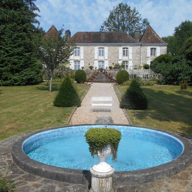 Maison 9 pièces 595000 €