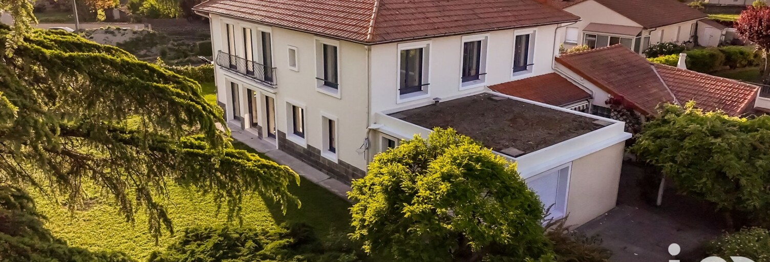 Maison 9 Pièces 256 m² à vendre à Ennezat (63720)