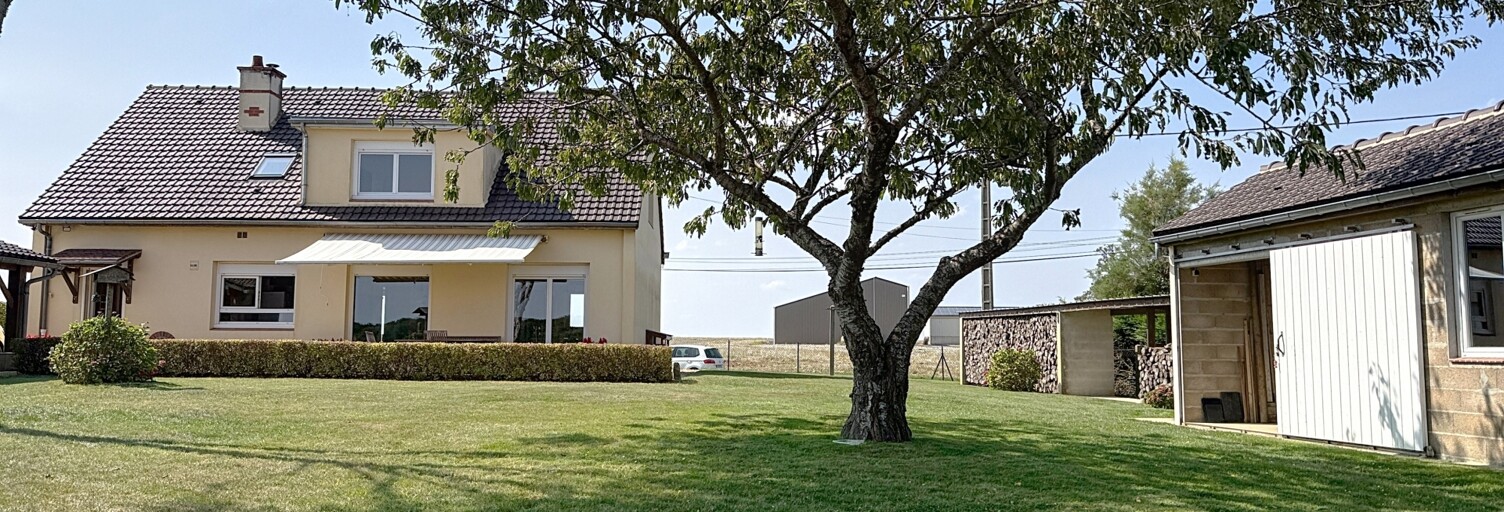 Maison 8 Pièces 143 m² à vendre à Favières (28170)