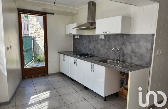 Vente Maison de village 5 pièces — photo 2