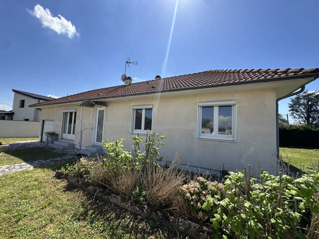 Maison de plain-pied à Saint-Bonnet-de-Mure — photo du bien