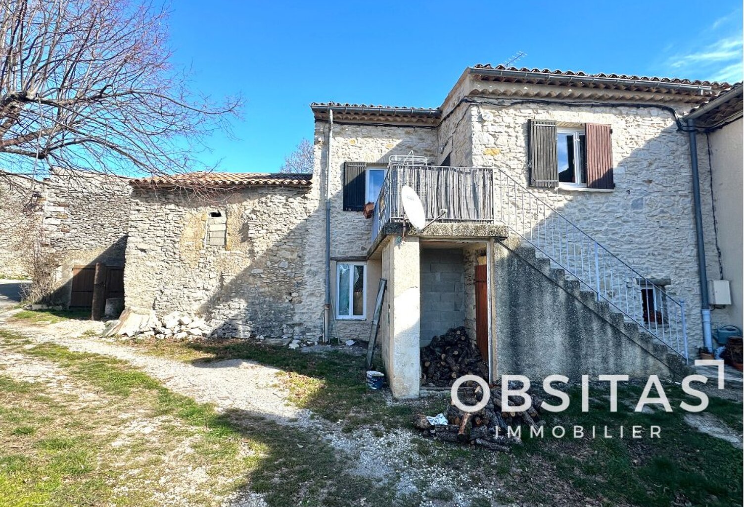 Maison Individuelle avec terrain et dependances — photo 1