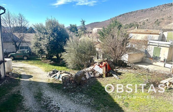 Maison Individuelle avec terrain et dependances — photo 3