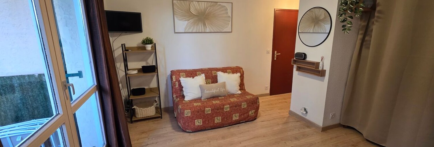 Appartement 1 Pièce 24 m² à louer à Saint-Mandrier-sur-Mer (83430)