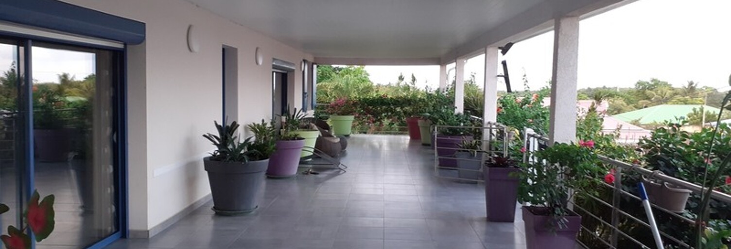 Maison 260 m² en viager Sainte-Anne (97180)