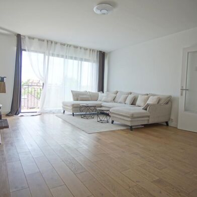 Appartement 4 pièces 1590 €