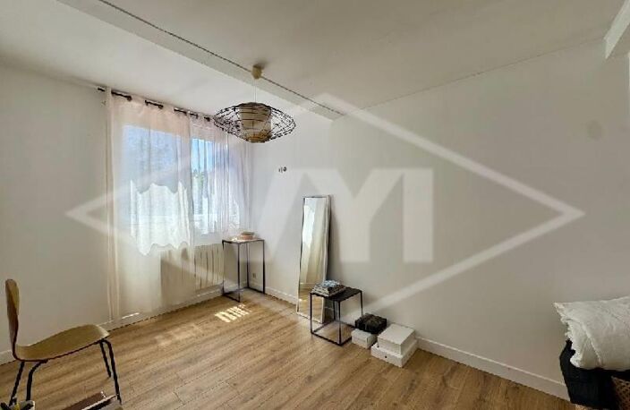 Vente appartement 4 pièces 85 m² Combs-la-Ville (77380) — photo 3