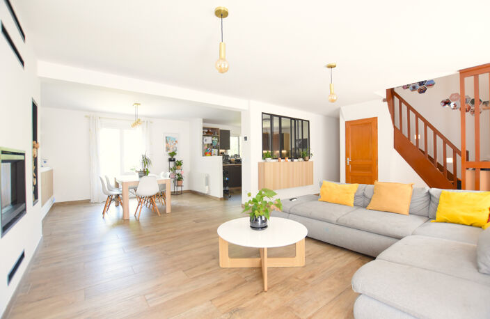 78690 Maison à vendre aux Essarts-le-Roi   6 pièces, terrain — photo 3
