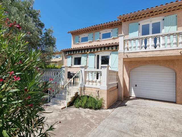 VAR (83) - À VENDRE - VIDAUBAN - Villa 3 chambres dans un do — photo du bien