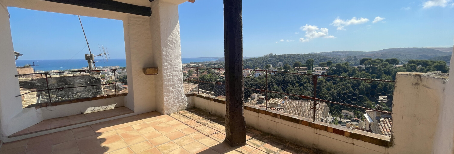 Maison 4 Pièces 120 m² à vendre à Cagnes-sur-Mer (06800)