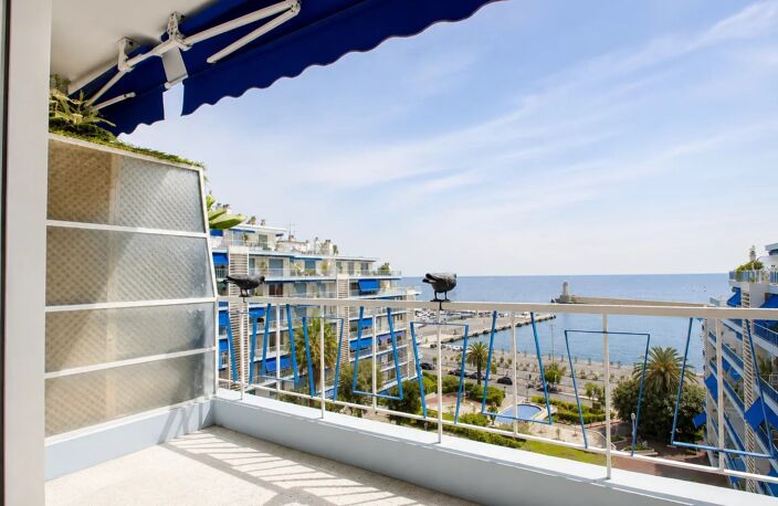 NICE 'LE PORT' -  3P 77m² + 8m² Terrasse | Vue MER | Parking + C — photo 3