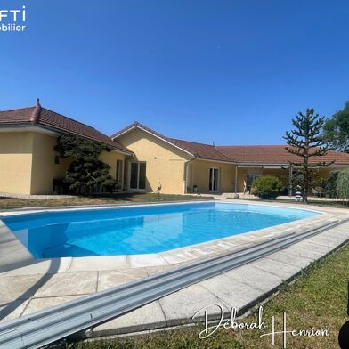 Maison 5 pièces 521000 €